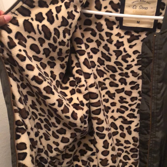 Bomber jacket - Picture 3 of 3